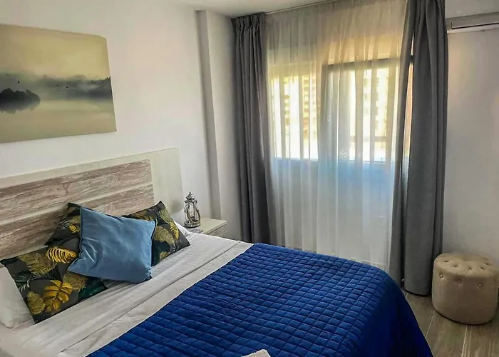 Front Line Apartment Paseo Maritimo 33 Perla 6 Fuengirola Malaga Spain